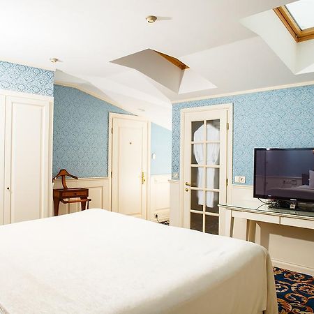 Ministerium Hotel โอเดสซา ภายนอก รูปภาพ