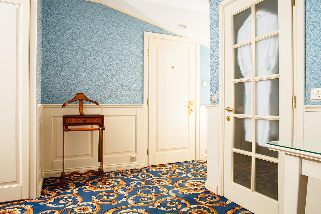 Ministerium Hotel โอเดสซา ภายนอก รูปภาพ