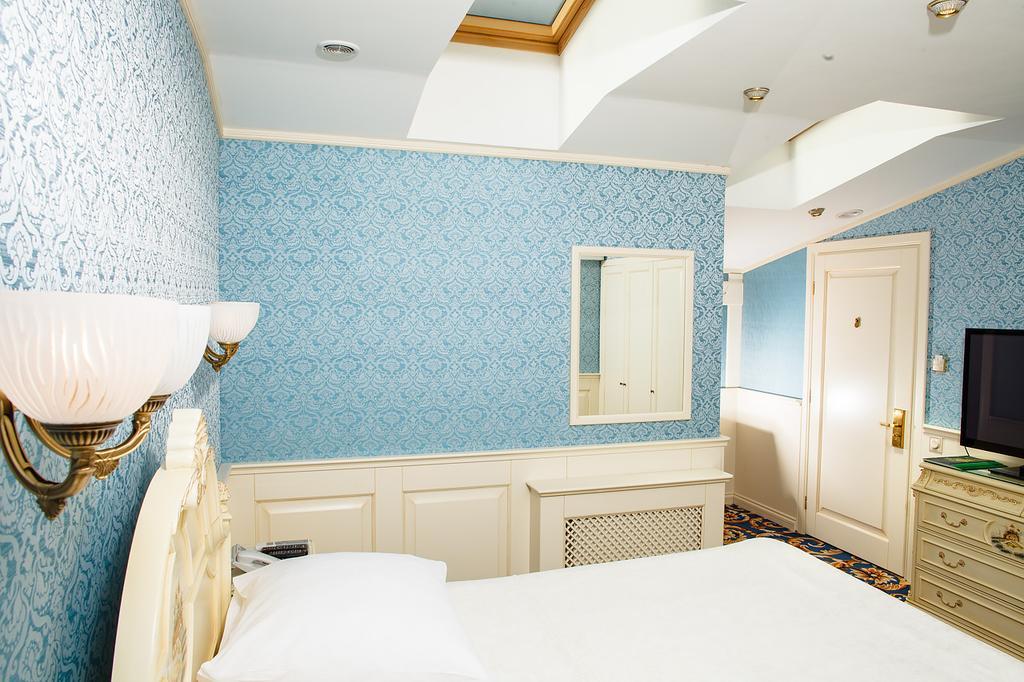 Ministerium Hotel โอเดสซา ภายนอก รูปภาพ