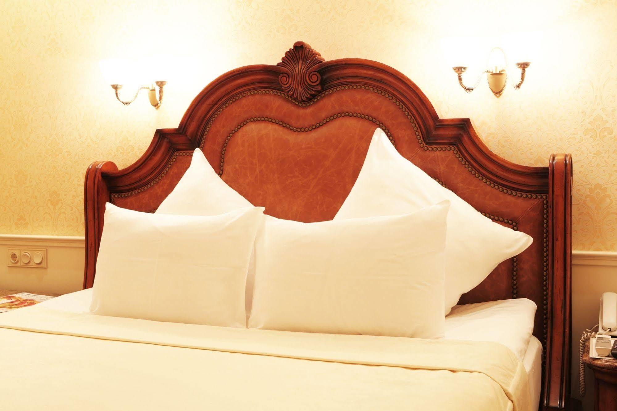 Ministerium Hotel โอเดสซา ภายนอก รูปภาพ